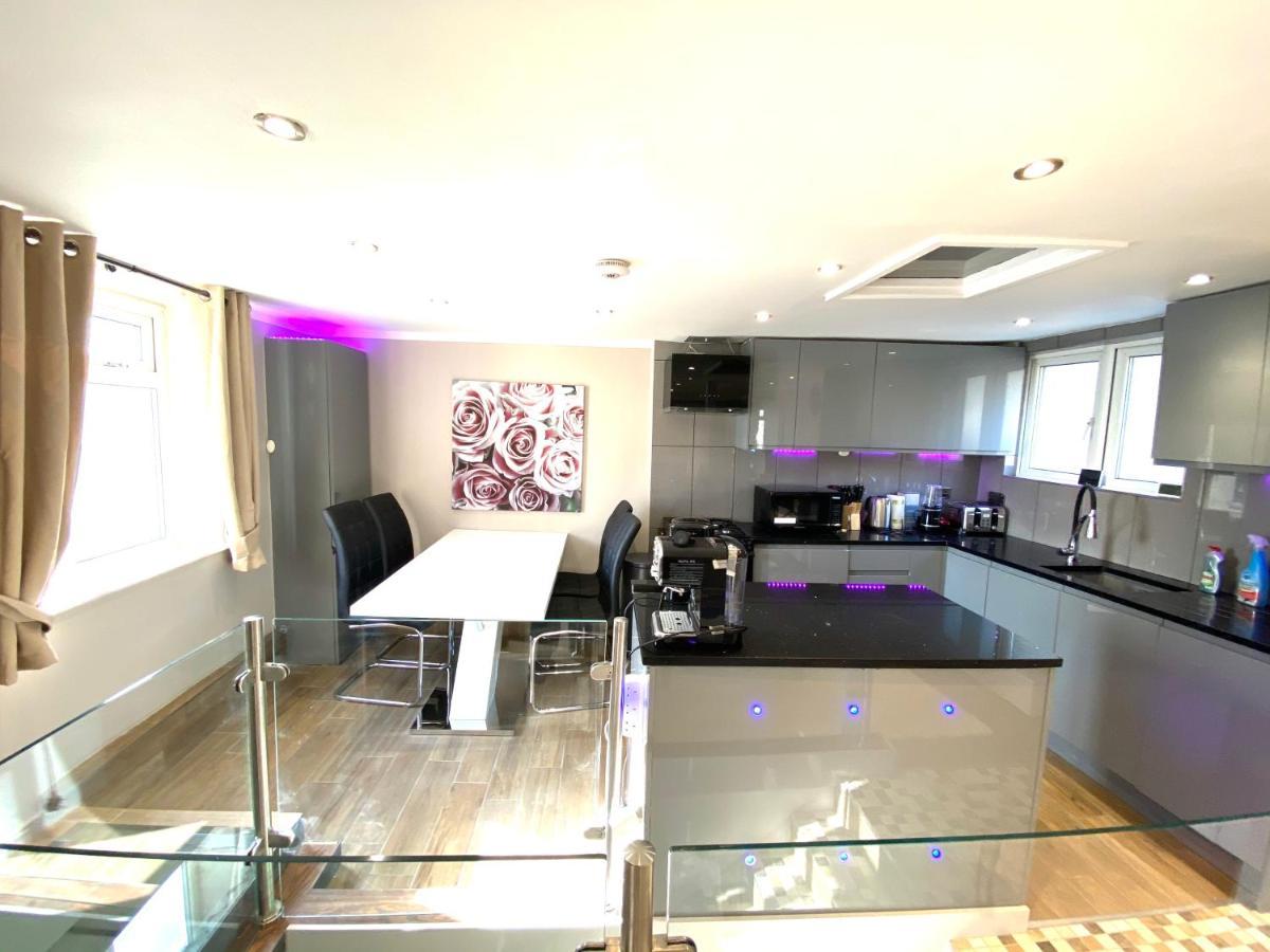 Modern Stylish Apartment At Brighton Station Eksteriør bilde