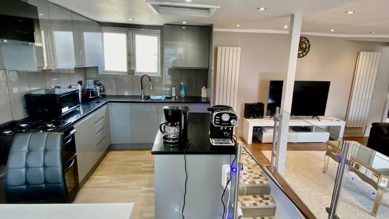 Modern Stylish Apartment At Brighton Station Eksteriør bilde